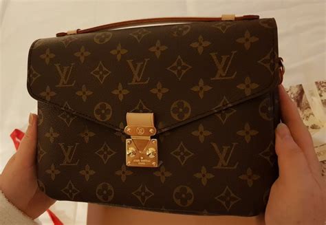 como saber si es original louis vuitton|louis vuitton bolsos falsos.